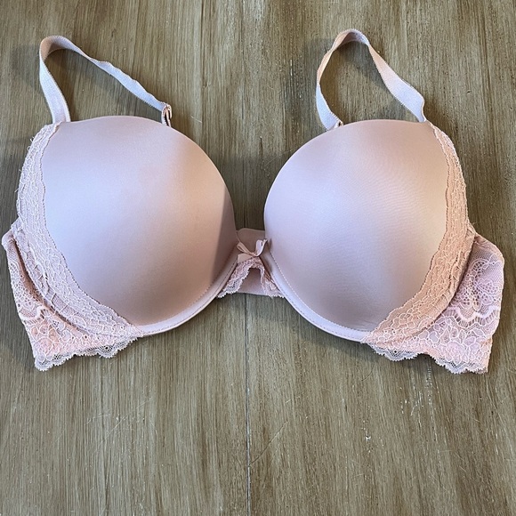 Victoria's Secret Other - Victoria’s Secret Dream Angels Push Up Tan/ Beige with‎ Lace Bra 38D